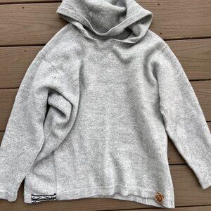 Paka The Hoodie Alpaca